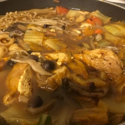 冷蔵庫にある野菜をたくさん入れていただきました♫明日はカレーうどんにします。ごちそうさまでした＾＾